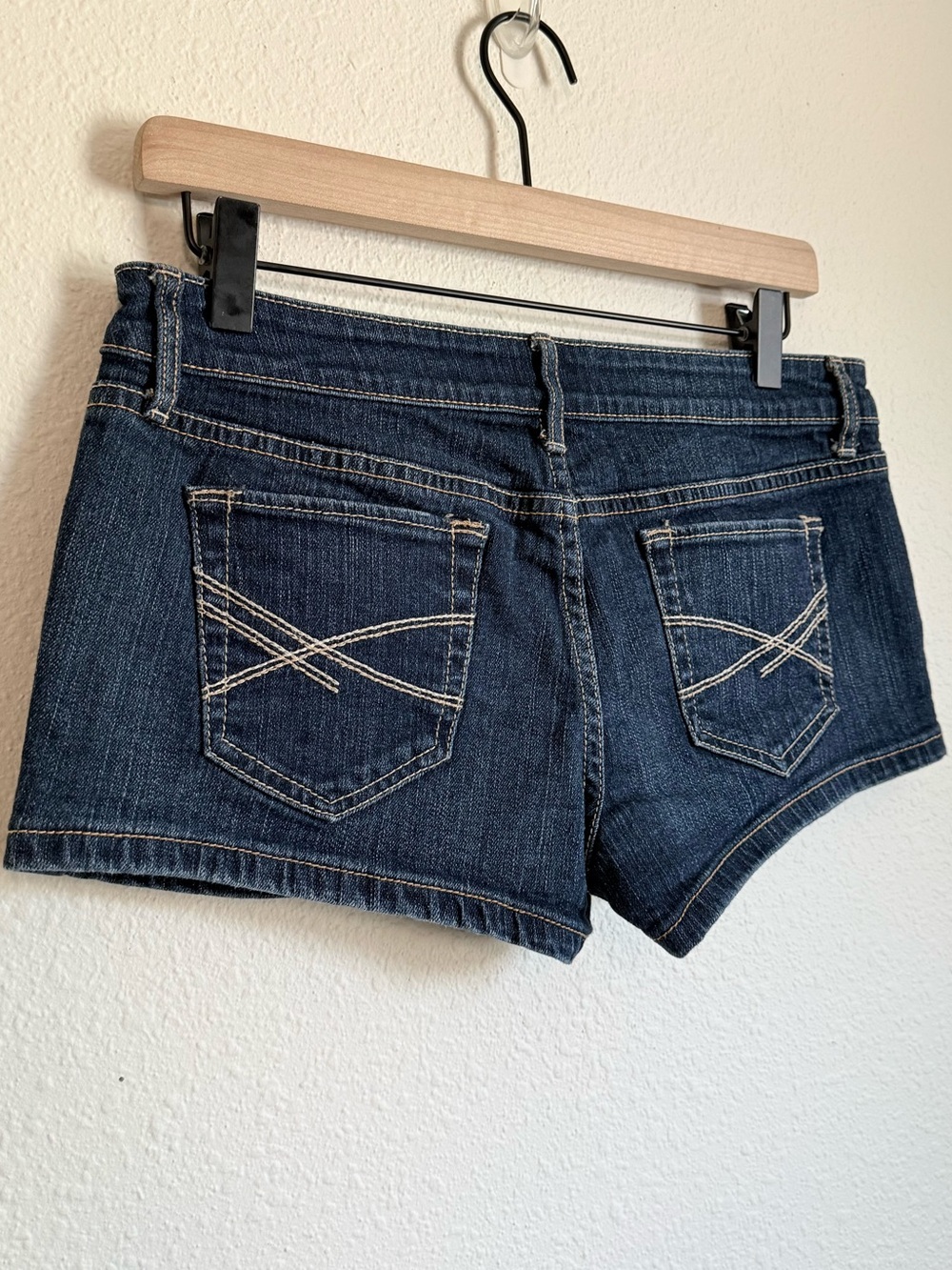 Y2K Aeropostale Low Rise Denim Micro Shorts Coastal Cowgirl Mcbling Festival - Picture 4 of 7
